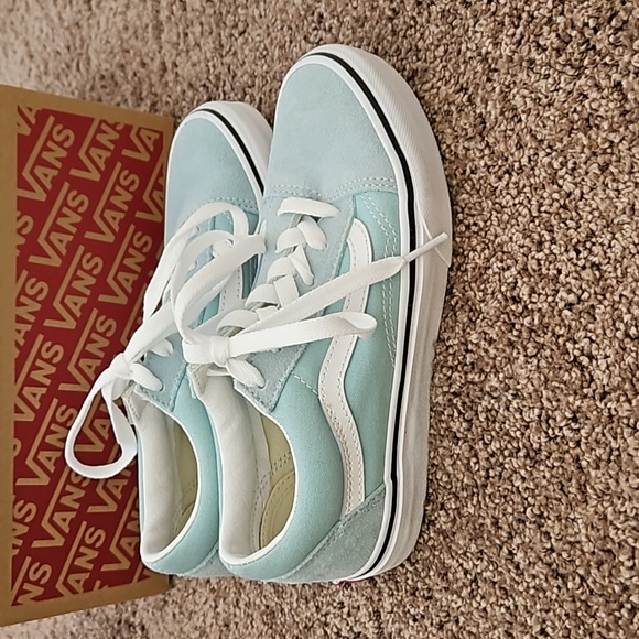 GIRLS OLD SKOOL VANS SZ 3 - Picture 4 of 8